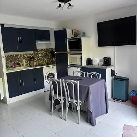公寓 Agreable A Sur A 300 Metres Des Commerces Et De La